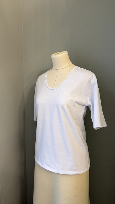 Футболка Aura